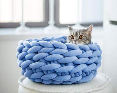 Ark Street Knotted Cat Bed